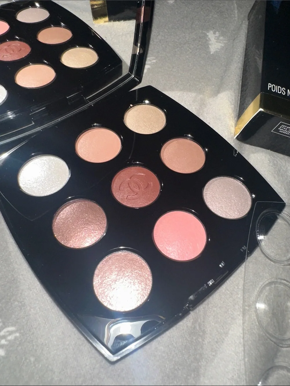 Chanel Les 9 Ombres The New Smoky 587 eyeshadow palette BNIB